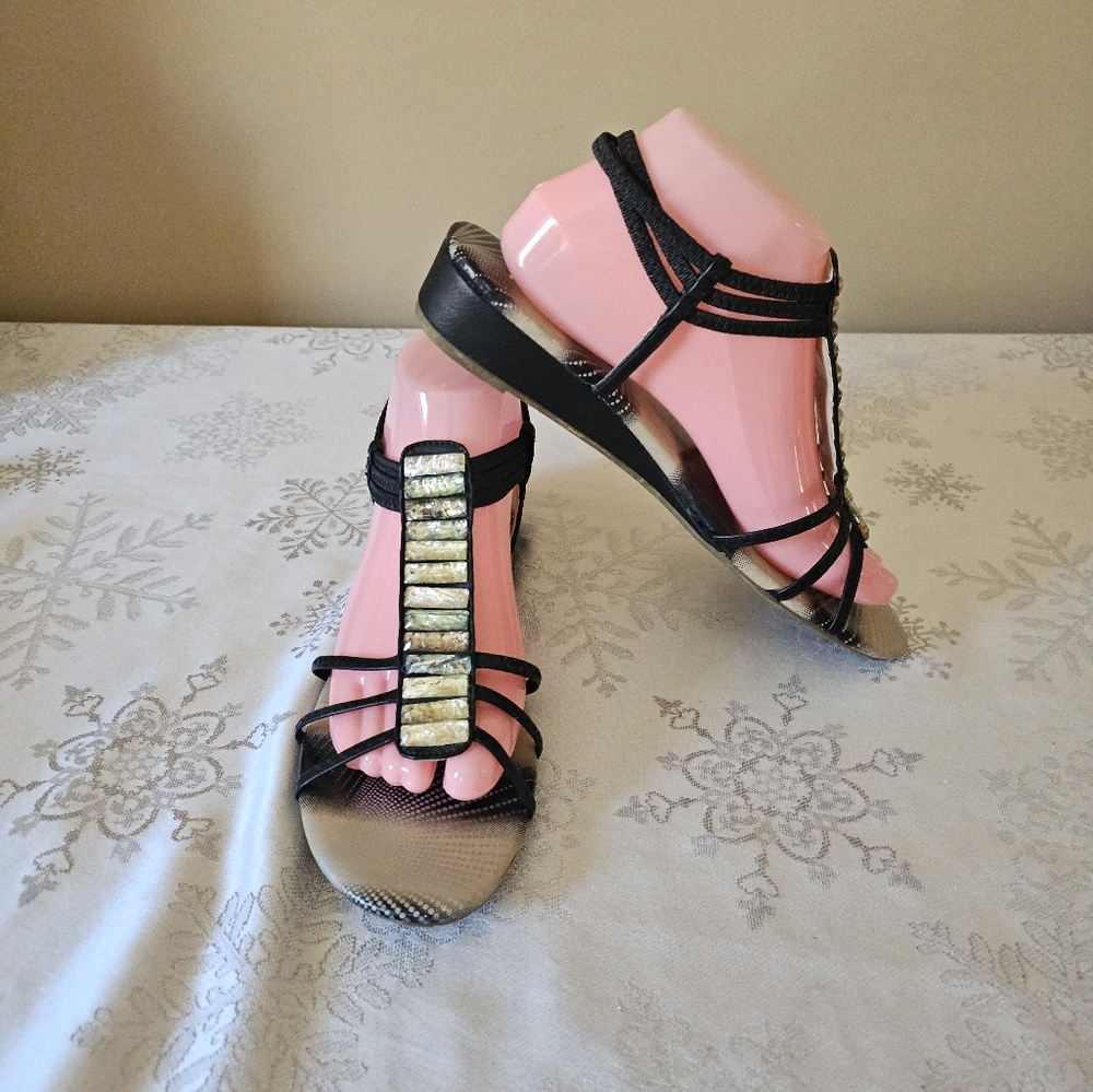 Rialto Sandals Black, Silver, Green Jeweled Straps Vacation Summer  Sz 8